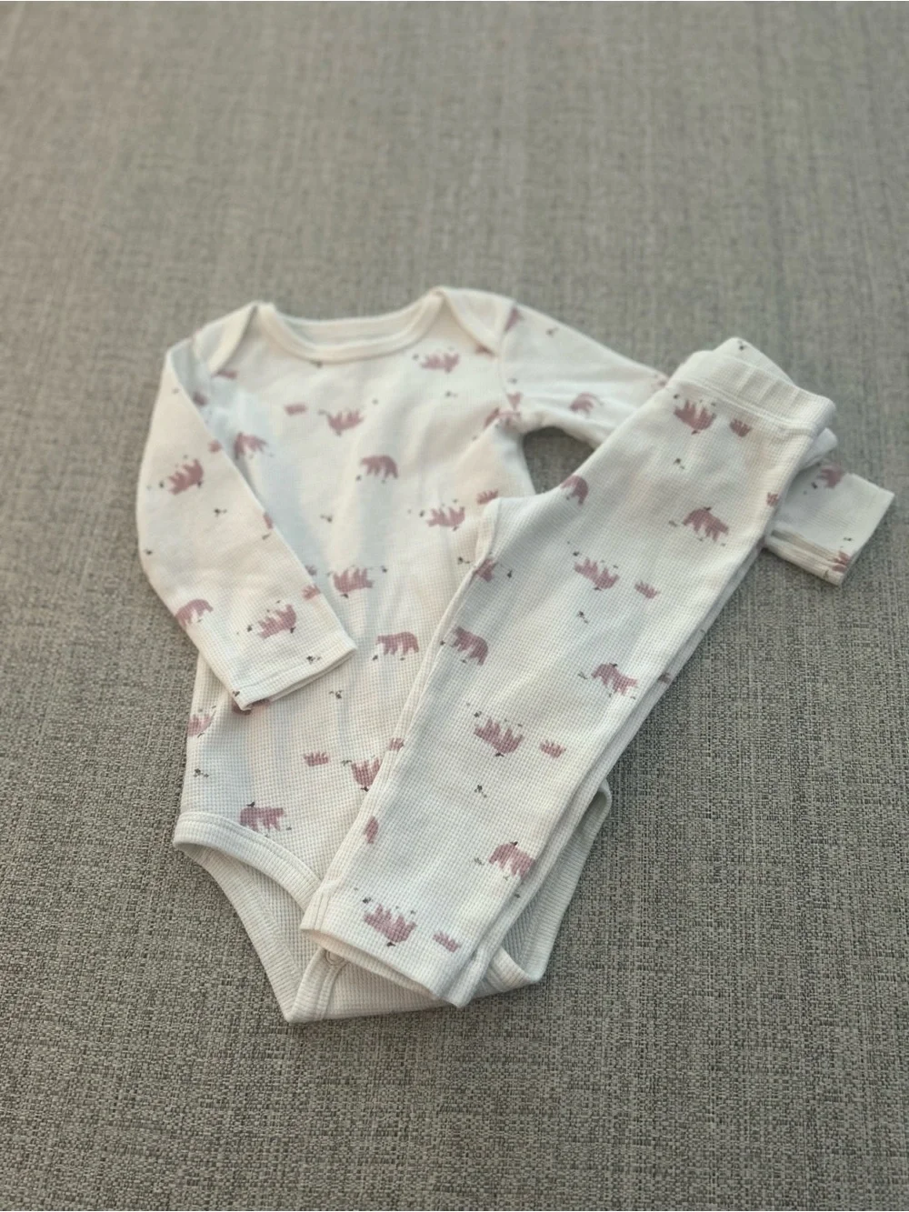 Carter's White Long-Sleeve One-Piece & Pants Set with Pink Bear Print. Size 18M